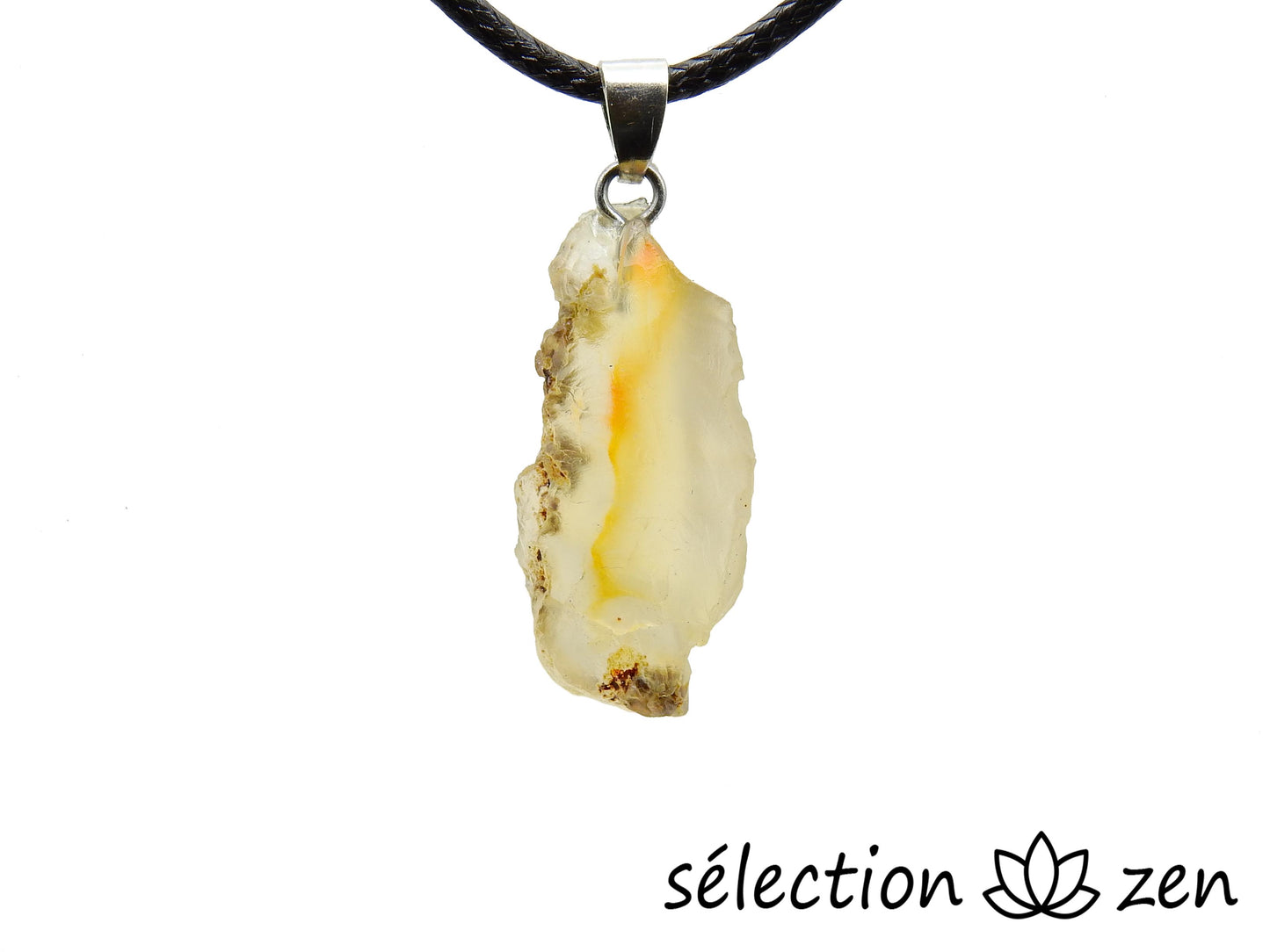 selection zen collier avec pendentif minerai brut agate rouge