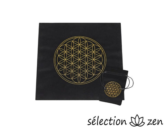 nappe de divination noire fleur de vie avec pochette assortie selection zen