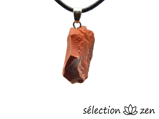 collier avec pendentif minerai brut jaspe rouge selection zen