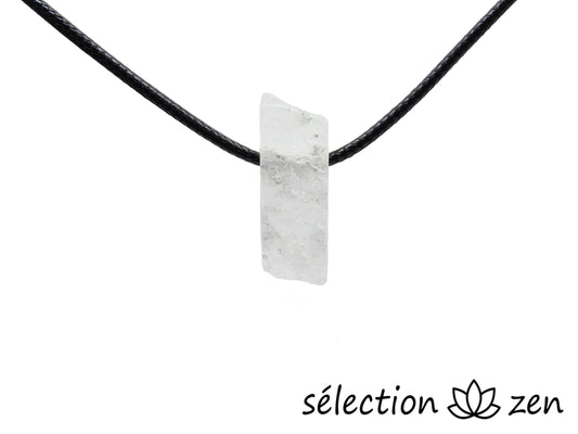selection zen collier pierre sur cordon cristal de roche